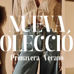 Modelos lucen la moda primavera verano 2026: blusas de encaje y pantalones vaqueros anchos.